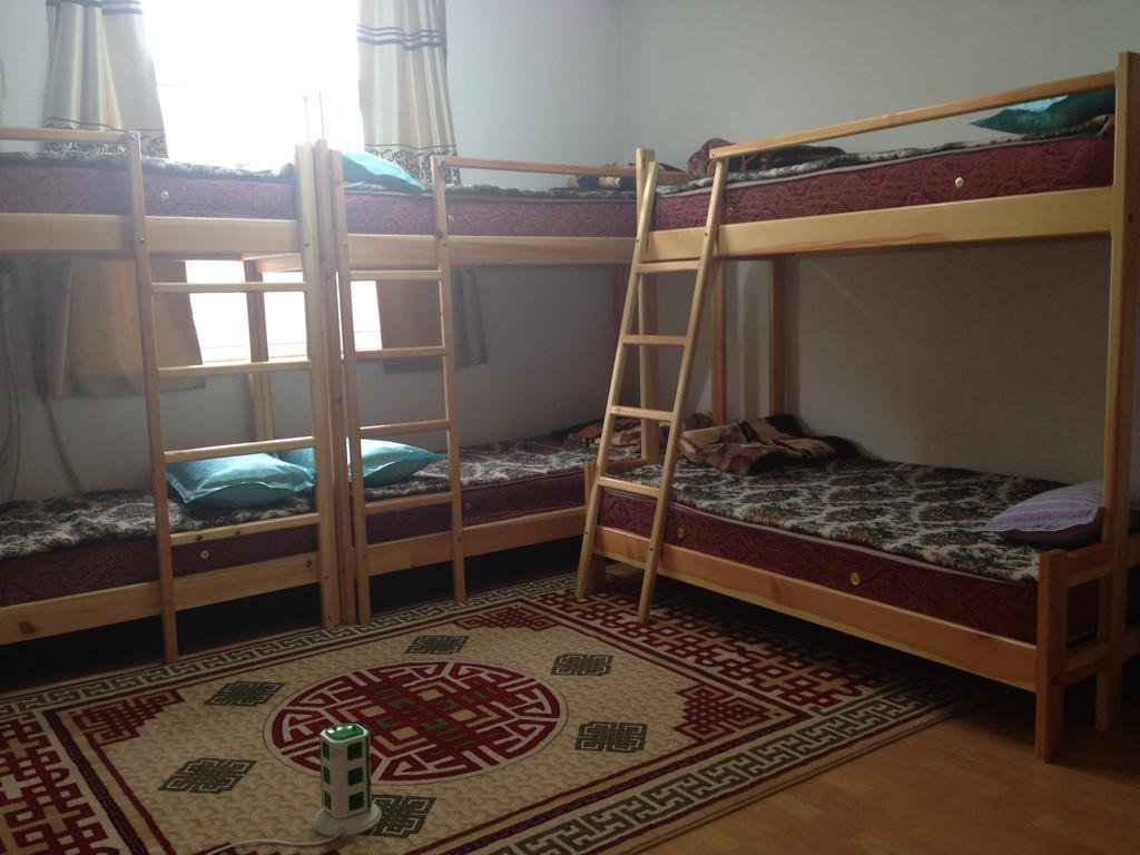 Sunpath Mongolia Tour & Hostel Ulan Bator Rum bild